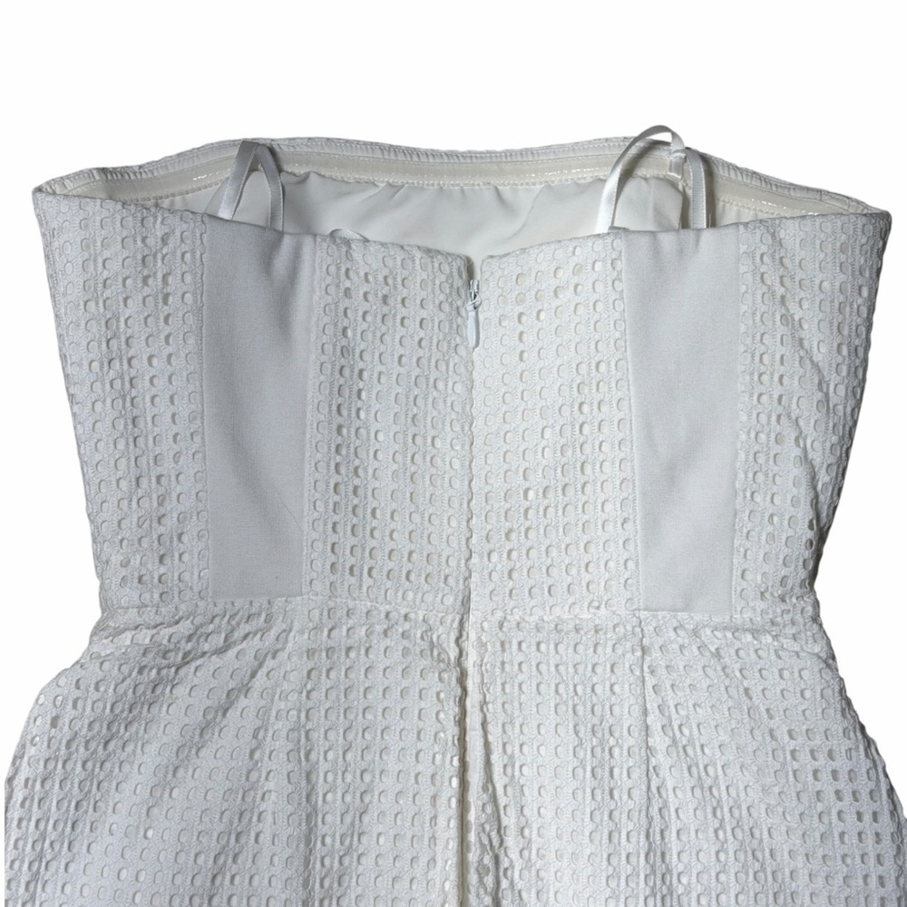 BCBGMAXAZRIA White Melany Bustier Romper Womans 4 - Picture 7 of 9